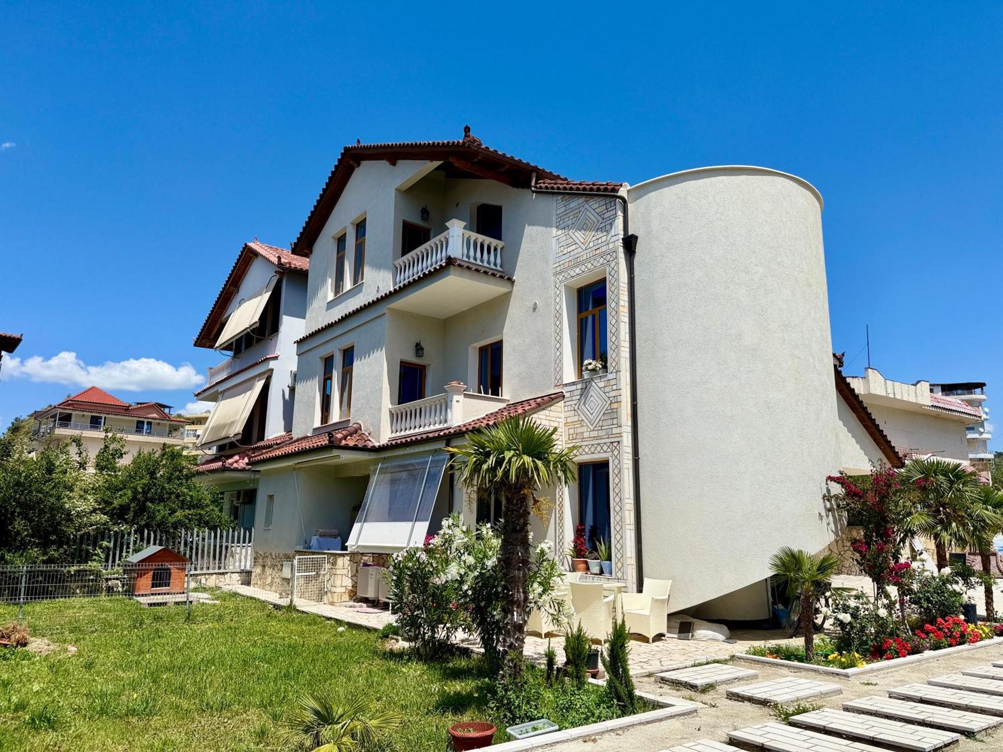 Villa Ida Apartments Vlorë Esterno foto